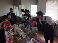 <u>����30�N8��25��</u>�@<u>�Ă̂��d���̌�</u>